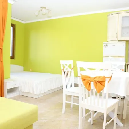 Flora Deluxe Apartmán
