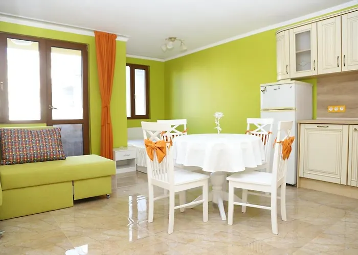 Flora Deluxe דירה